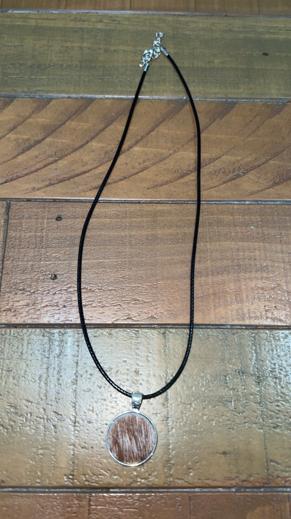 Cowhide Necklace 19mm